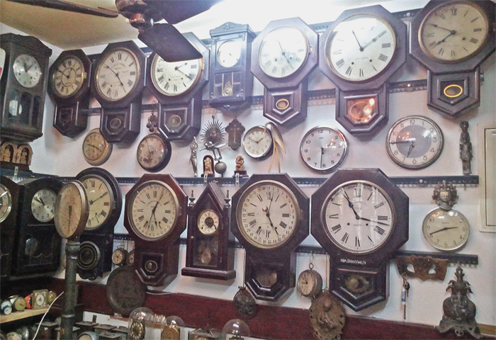 Collection of antique clocks